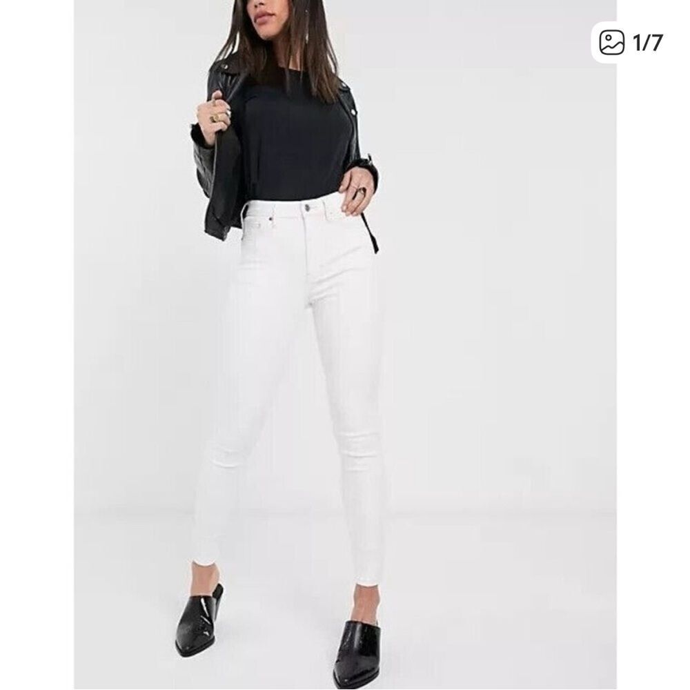 Topshop JAMIE moto skinny jeans in white. Size 36 Length 30